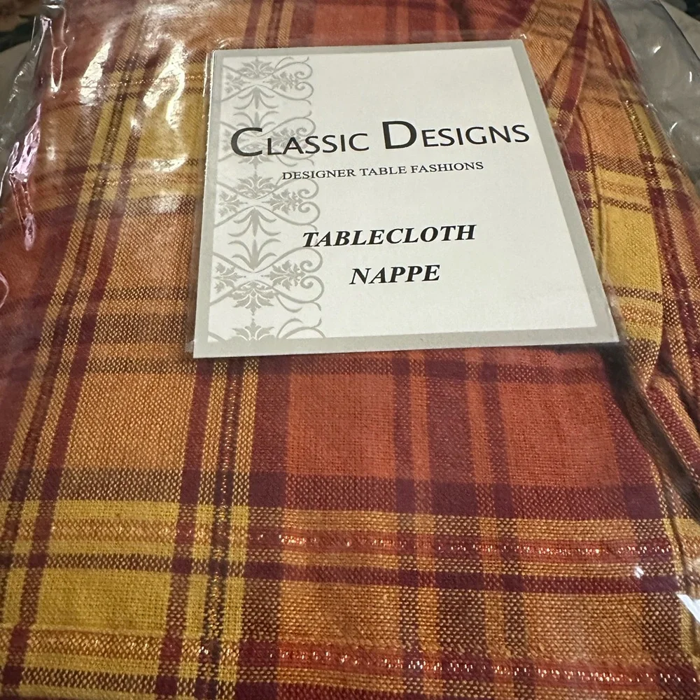 Classic Design Designer Table Fashion.‎
